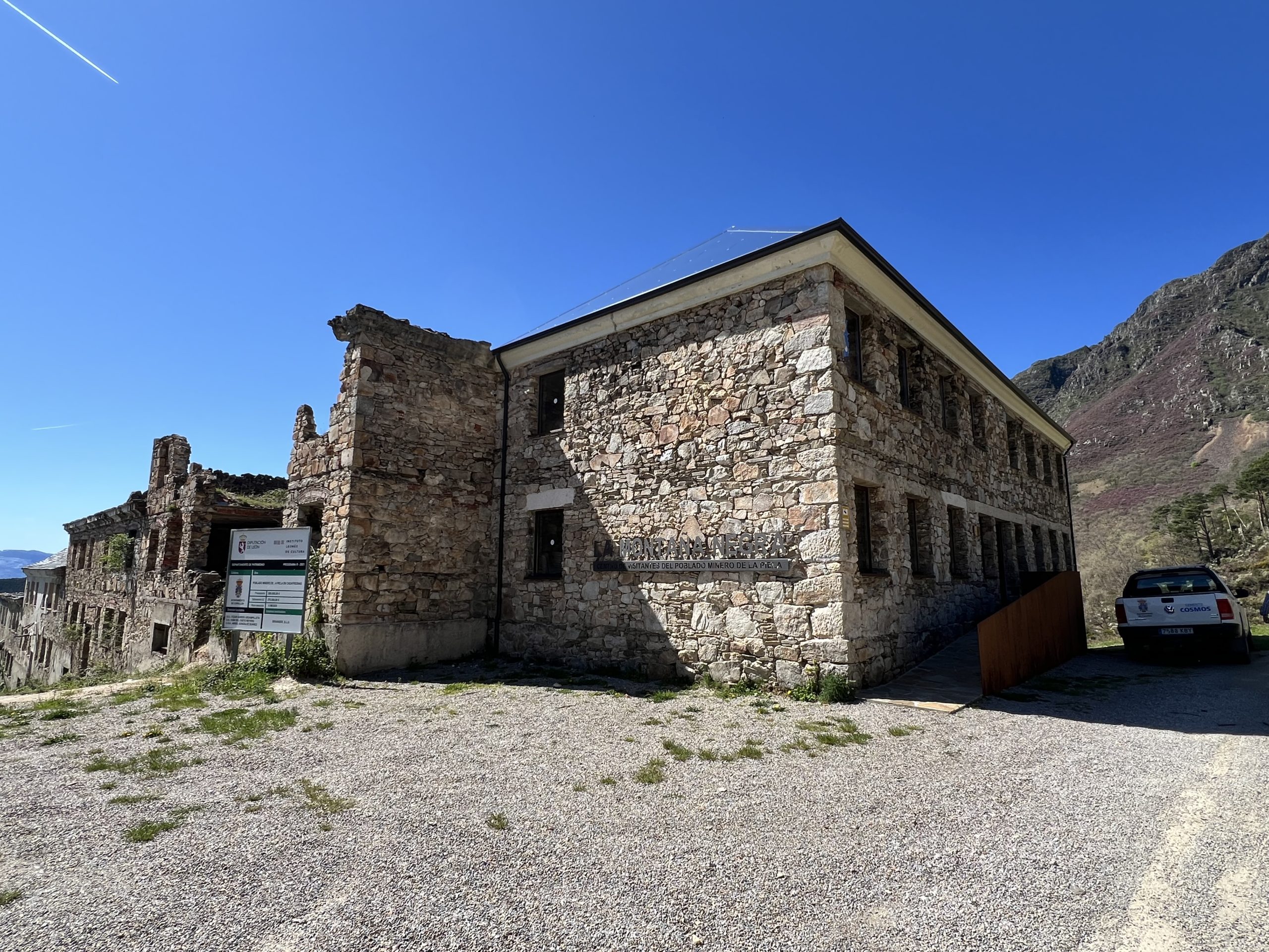 centro_Visistantes_Montaña_Negra